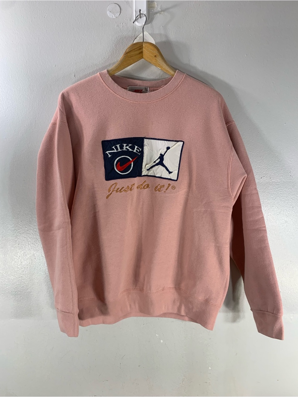 RARE Vintage Nike x Air Jordan Sweatshirt Pink Made in USA Just Do It Embroide